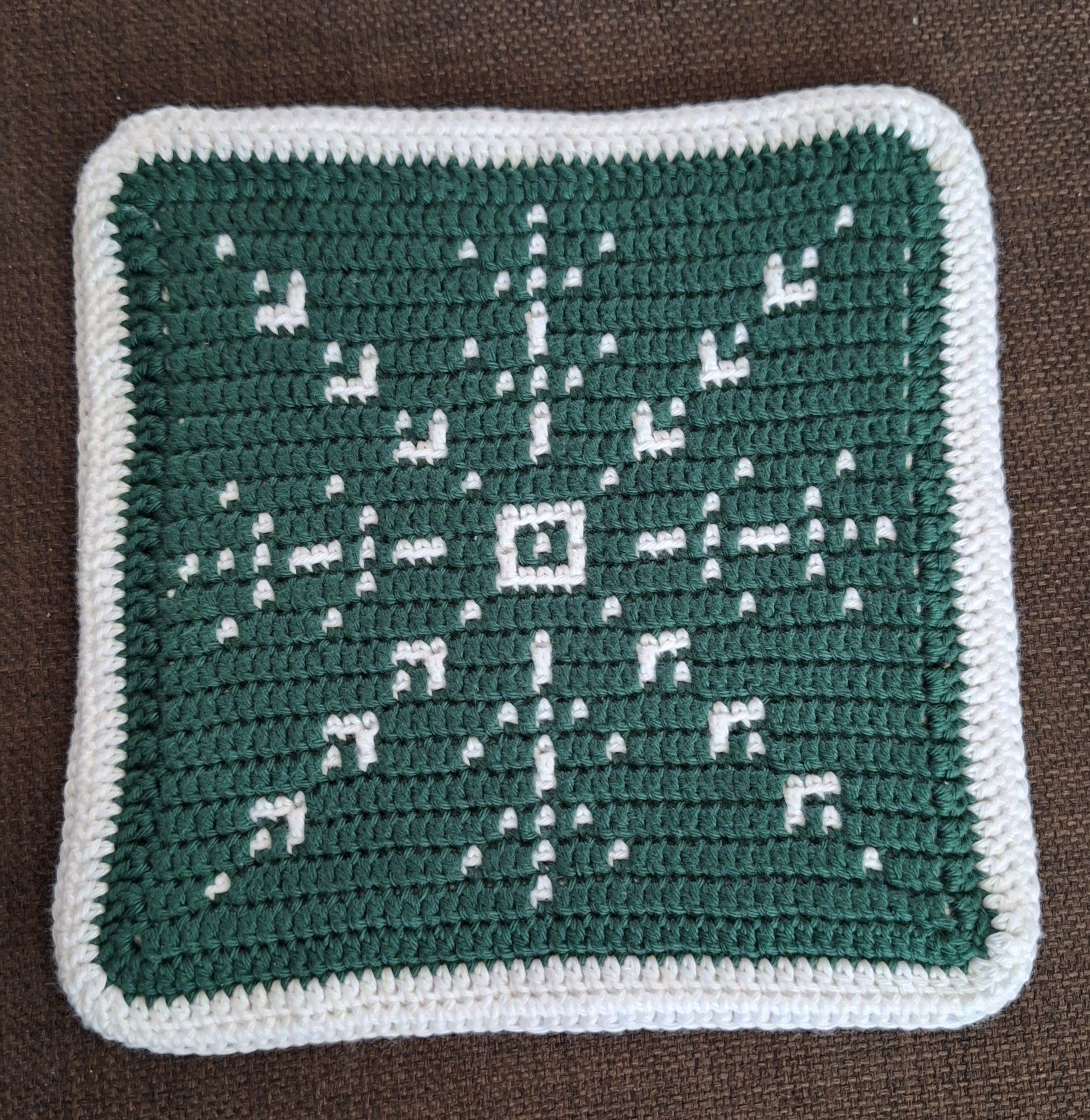 Haakpatroon Pannenonderzetter Snowflake