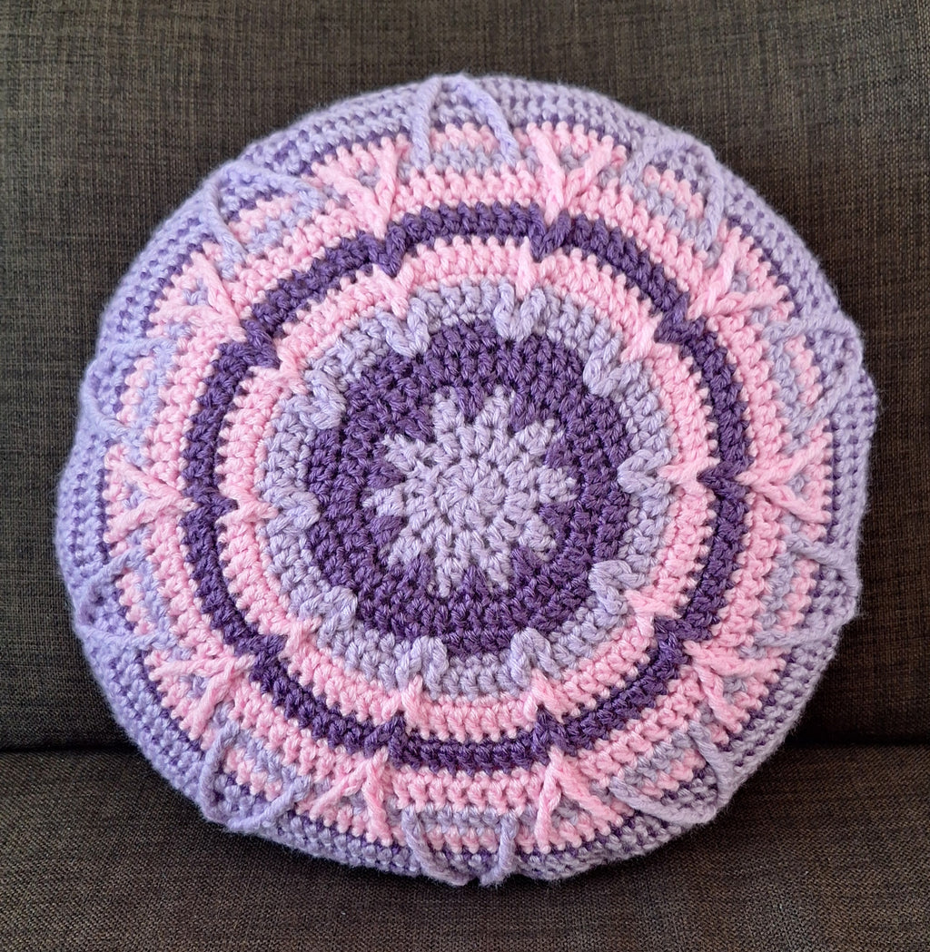 Haakpatroon Kussen Dahlia